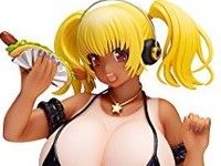 フリーイング「すーぱーぽちゃ子 日焼け水着Ver.」フィギュア 予約開始の画像