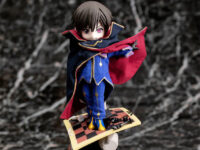 【コードギアス】「ルルーシュ デフォルメヴィネットドール」予約開始、デフォルメ可動ドールとヴィネット式台座のセット商品の画像