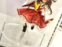 【東方】「博麗霊夢 唖采弦二Ver.」フィギュア 彩色試作が展示【アクアマリン】の画像