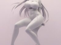 【アズールレーン】プラスワン「デューク・オブ・ヨーク レースクイーンver.」フィギュア 原型展示の画像