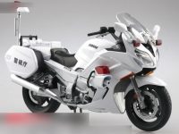 【可動フィギュア用に】1/12完成品バイク「YAMAHA FJR1300P 白バイ(警視庁)」予約開始の画像