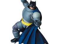 マフェックス「アーマード バットマン The Dark Knight Returns」可動フィギュア 予約開始の画像