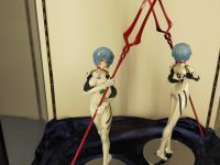 【エヴァンゲリオン】ウェーブ「綾波レイ」「式波・アスカ・ラングレー」フィギュア 試作展示【エヴァワンフェス】の画像