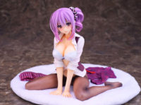 【コミック阿吽】スカイチューブ「佐倉日菜 illustration by 深崎暮人」フィギュア Amazon予約開始、上下キャストオフ可能の画像