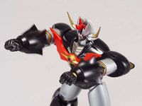 アオシマ「新世紀合金 マジンカイザー&兜甲児」浮き輪を持ったかわいい水着姿で立体化！の画像